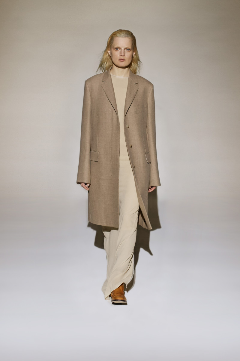 NEUTRAL, MINIMAL AND COOL - Mark D. Sikes: Chic People, Glamorous ...
